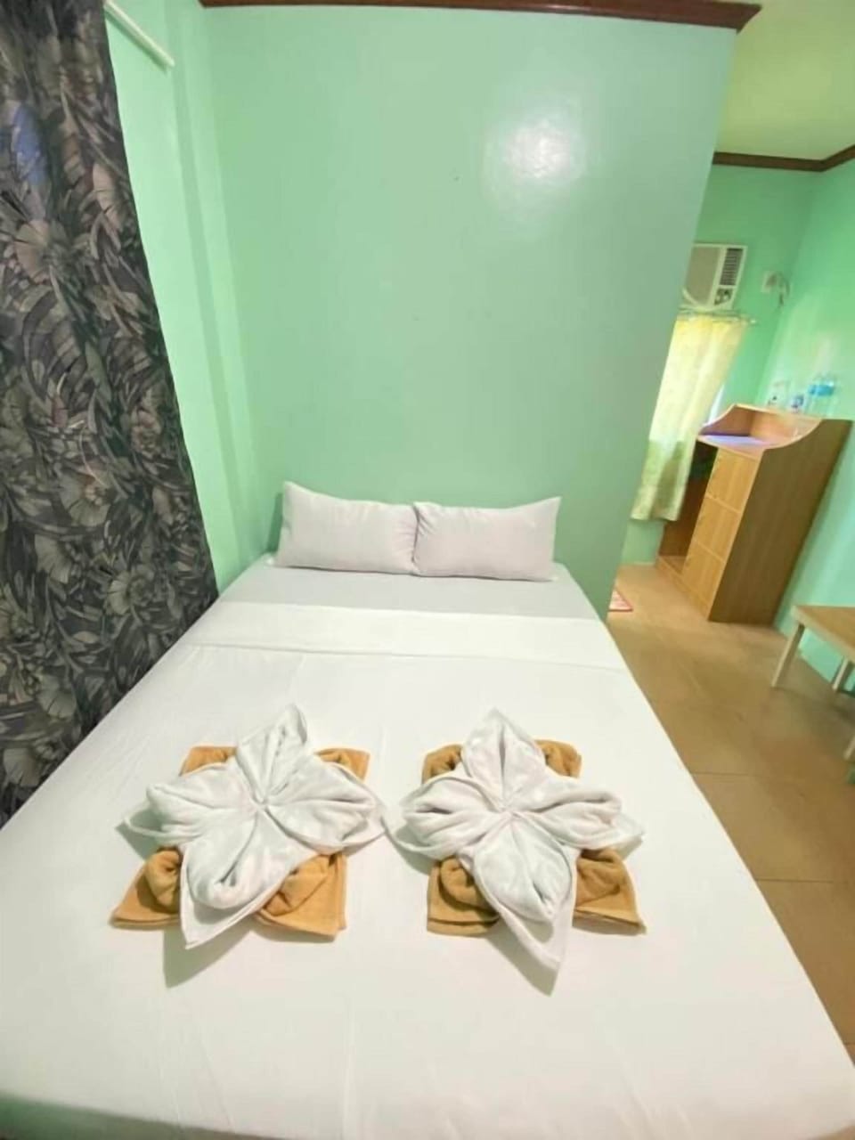 Basic Room | Free WiFi