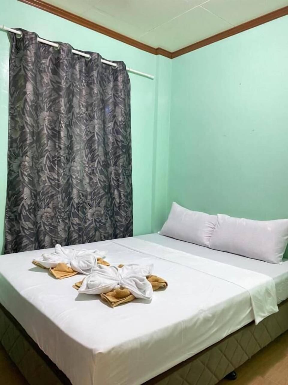 Basic Room | Free WiFi