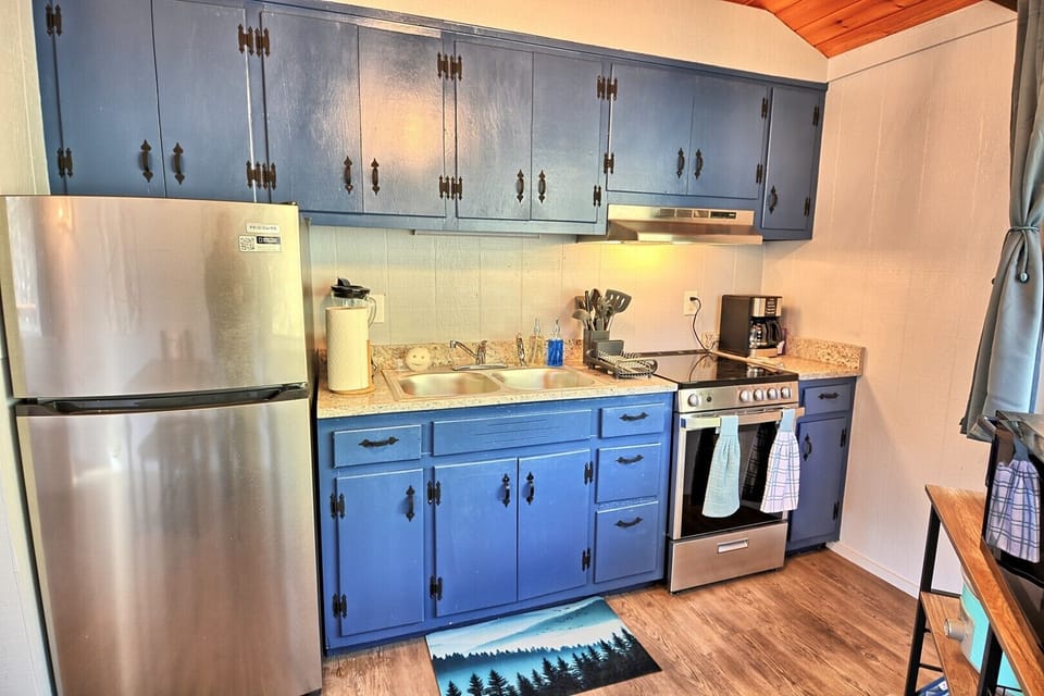 Kitchen with Regular Coffee Maker