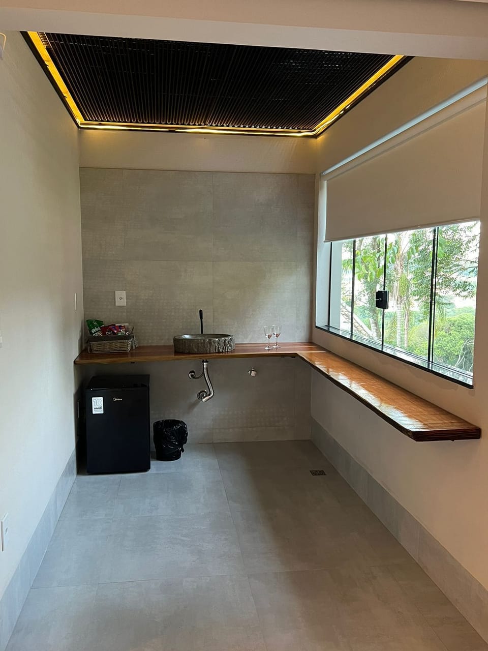 In-room dining