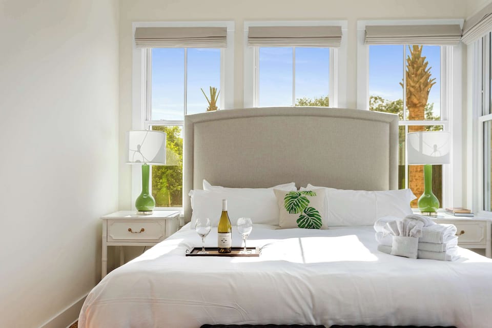 Bedroom #3: King Bed 