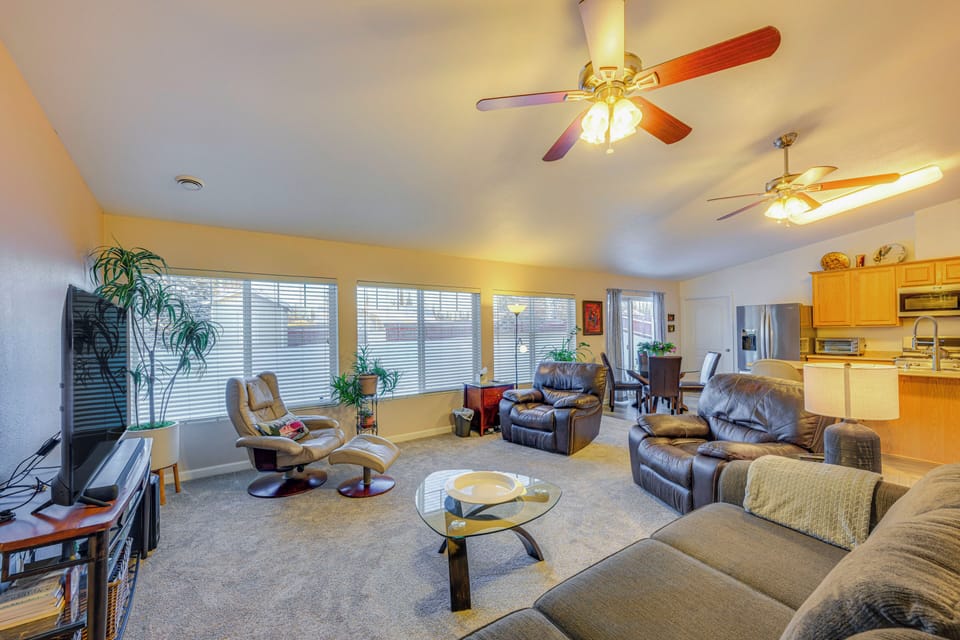 House (3 Bedrooms) | Interior