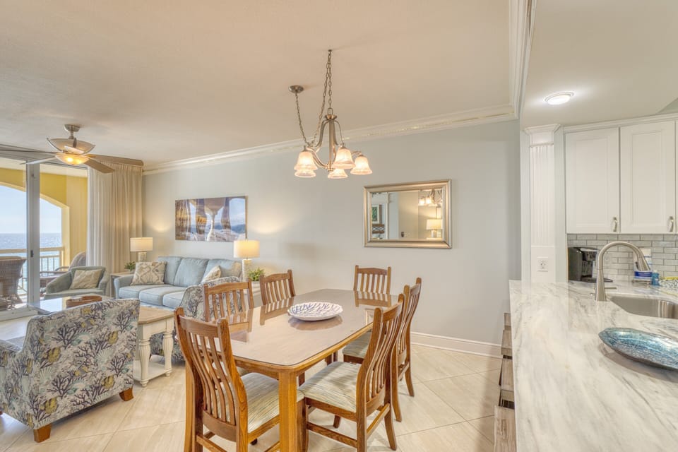 Azure #602 Dining Area