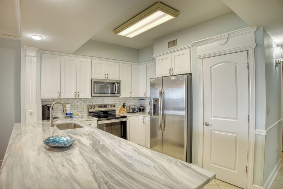 Azure #602 Kitchen