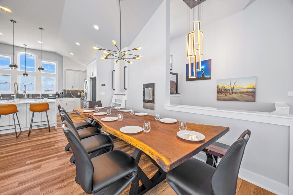Surf or Sound Realty - 1204 - Ocean's 12 - Dining Area -6