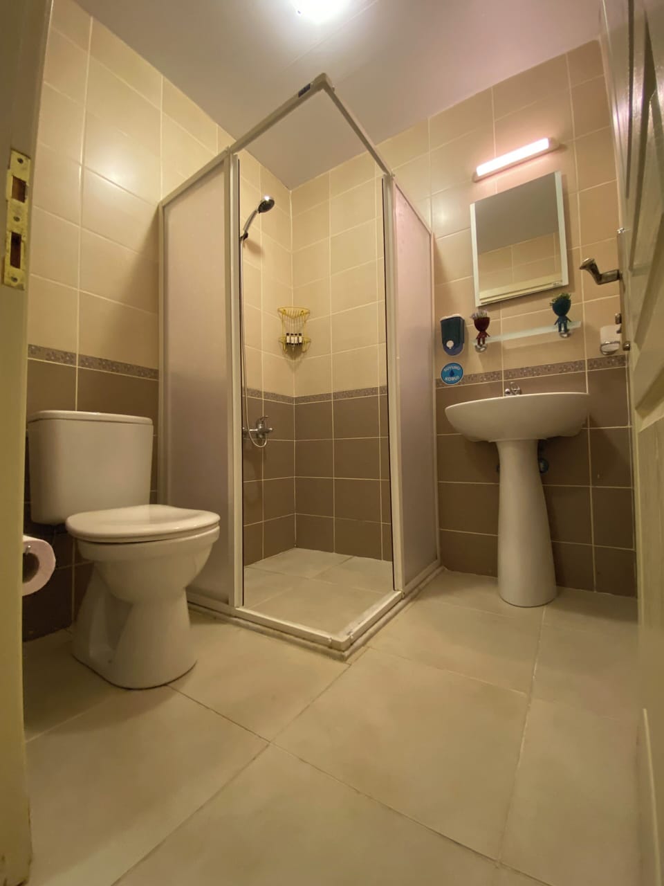 Standard Twin Room, Partial Sea View | Bathroom | Hair dryer, soap, shampoo, toilet paper