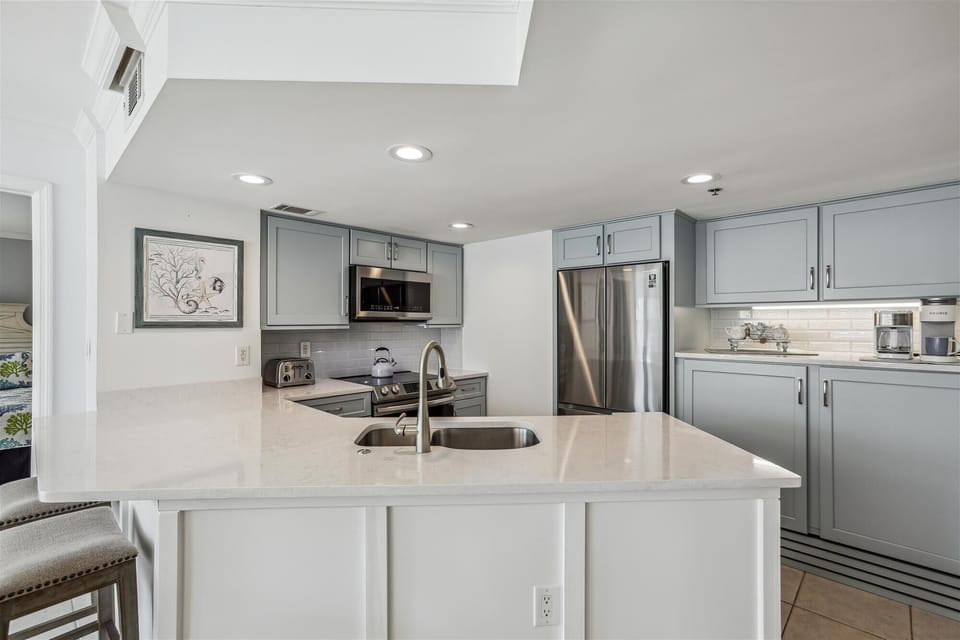 Kitchen at 2114 Villamare