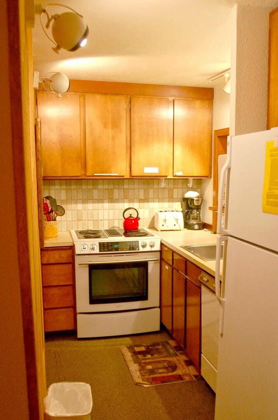 Apartment, 2 Bedrooms, Smoking, Fireplace | Interior