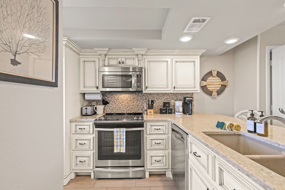 Full Kitchen