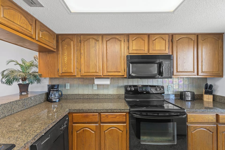 Full Kitchen