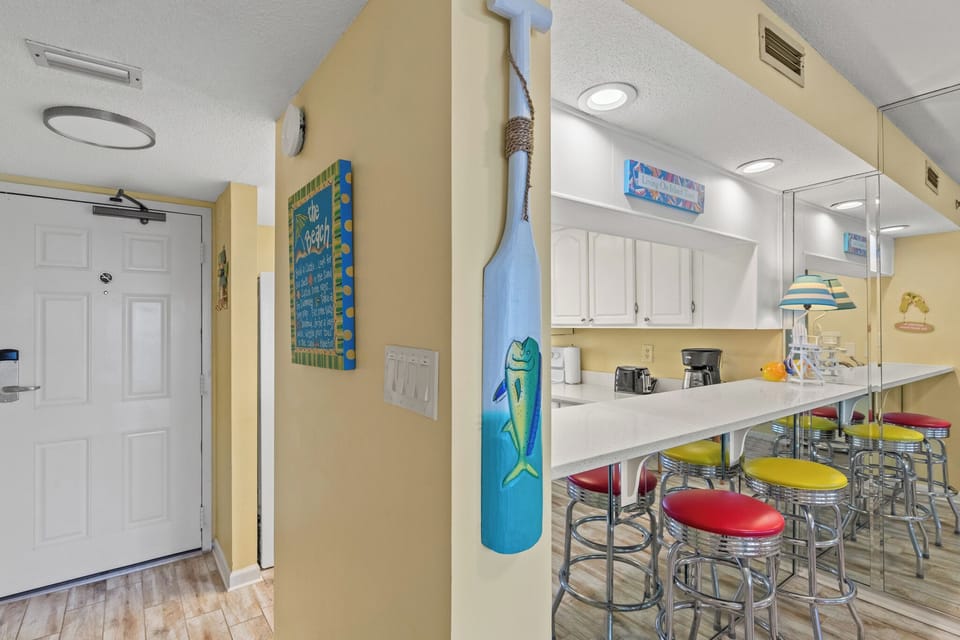Full Kitchen with Counter Seating for Two