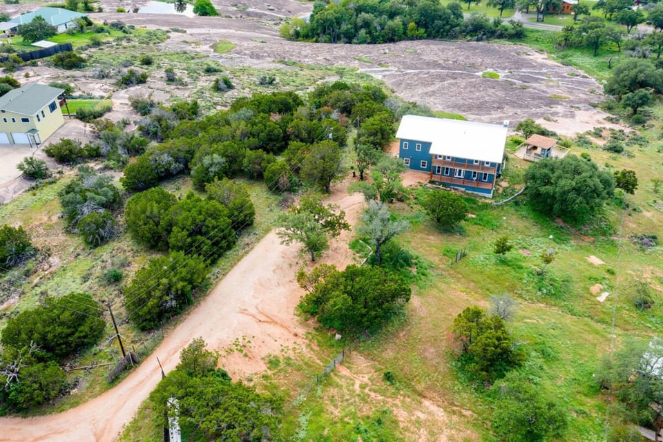 House, Accessible, Smoking | 6 bedrooms, desk, Internet