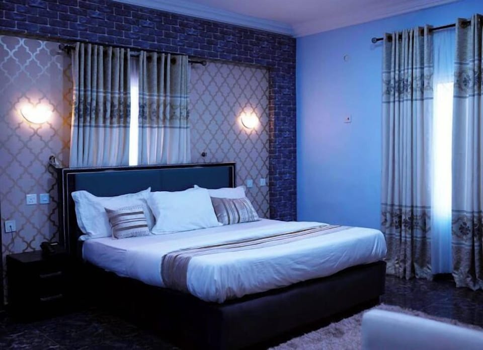 Family Room, Balcony, City View | Desk, laptop workspace, free WiFi
