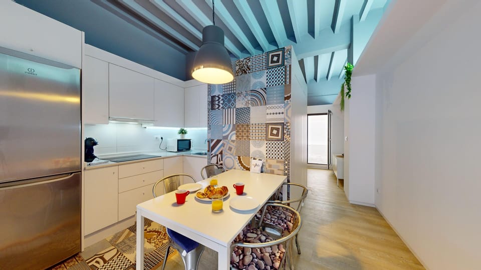 Superior Studio | Private kitchen | Full-size fridge, microwave, cookware/dishes/utensils
