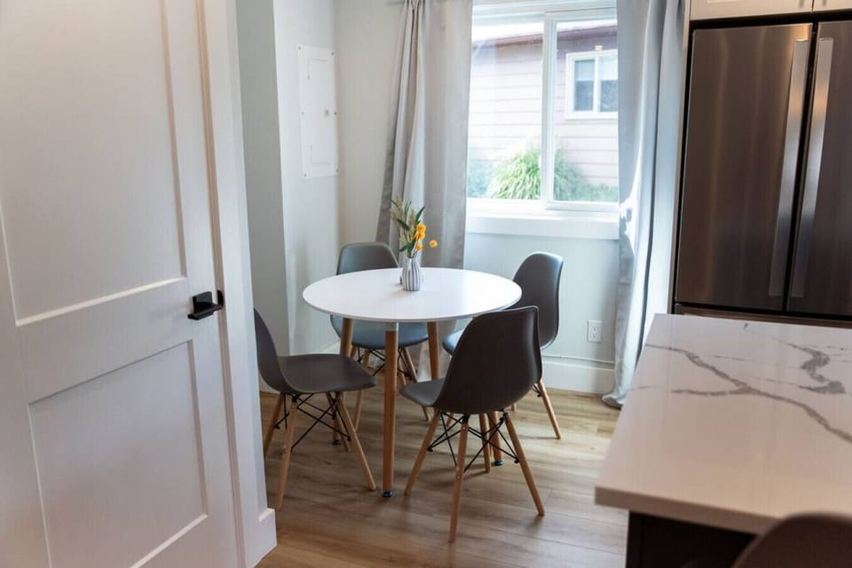 The dining room encourages you to gather with friends, enjoy a drink, and create lasting memories.