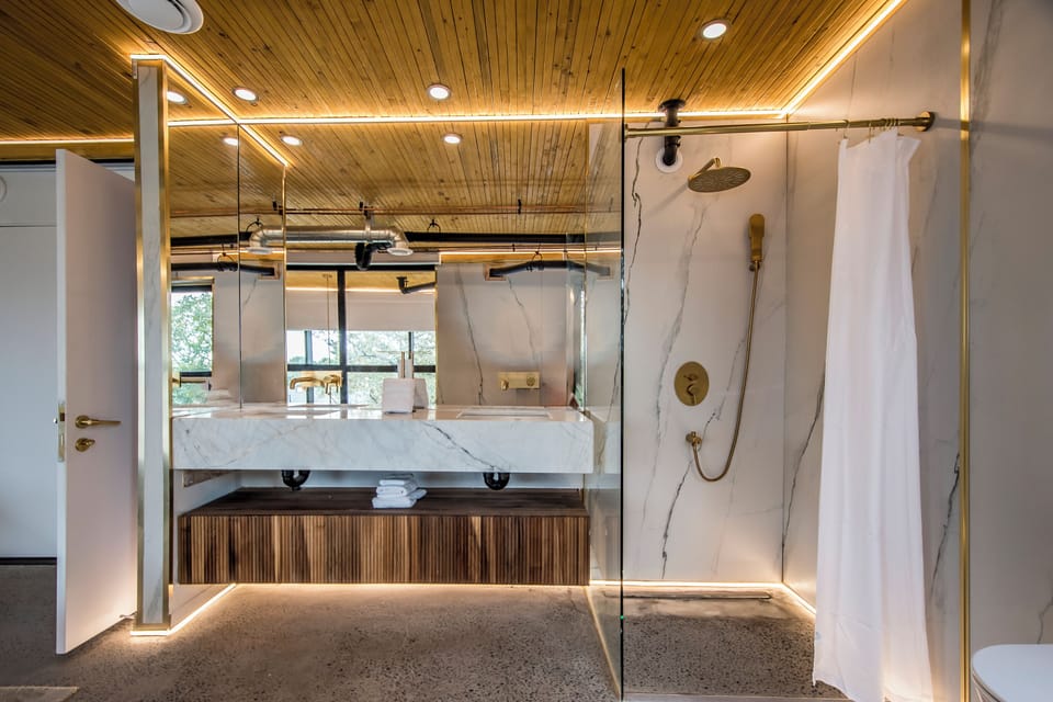 Standard Single Room, City View | Bathroom
