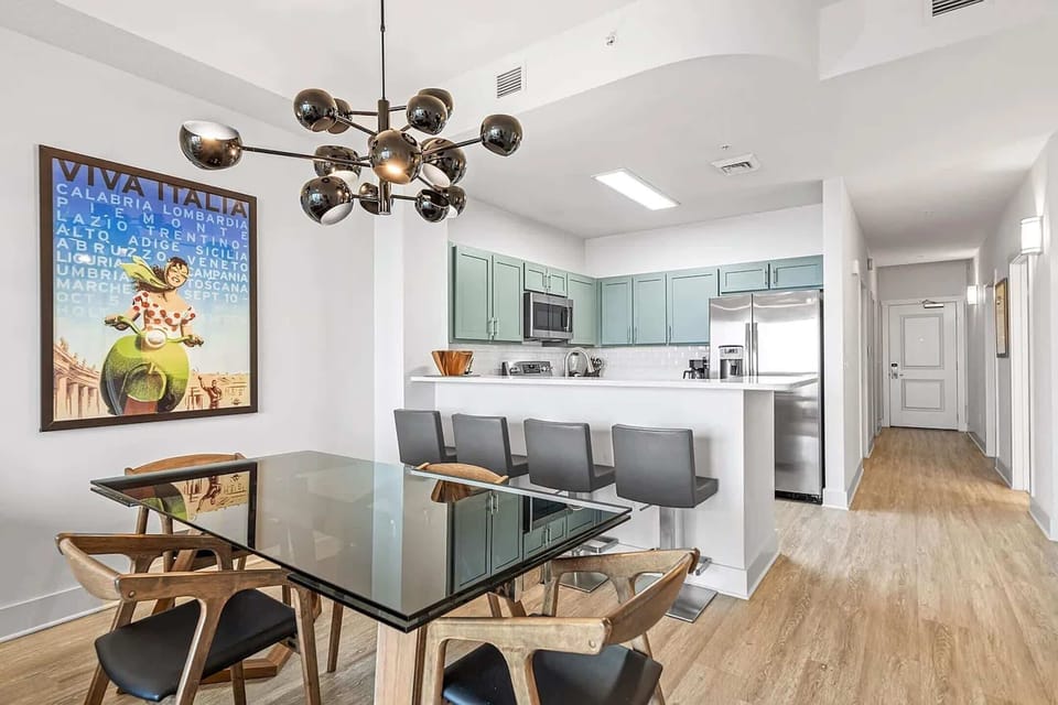 Dining table with seating for 4 and additional counter seating