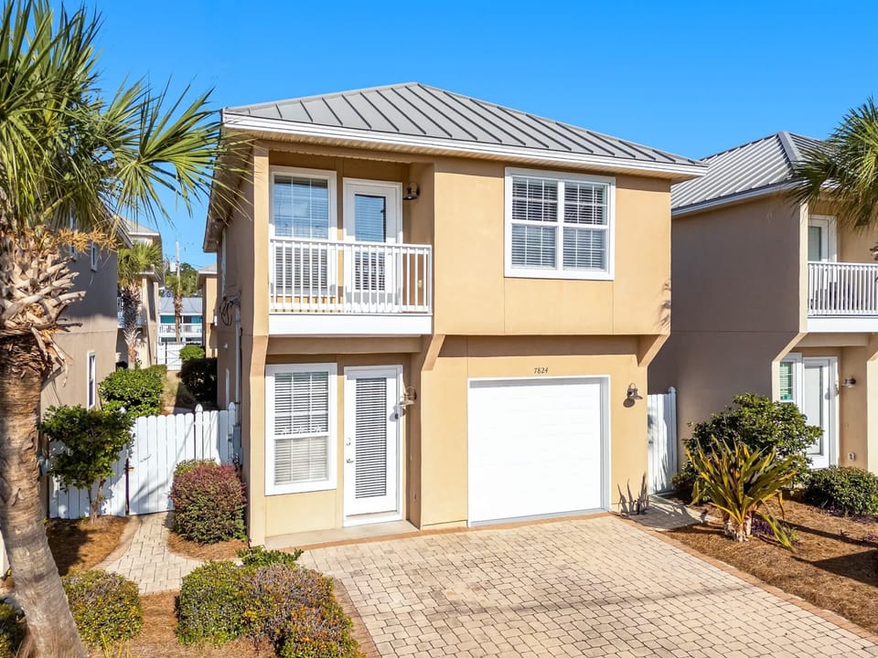 Welcome to Palm Breeze Retreat!