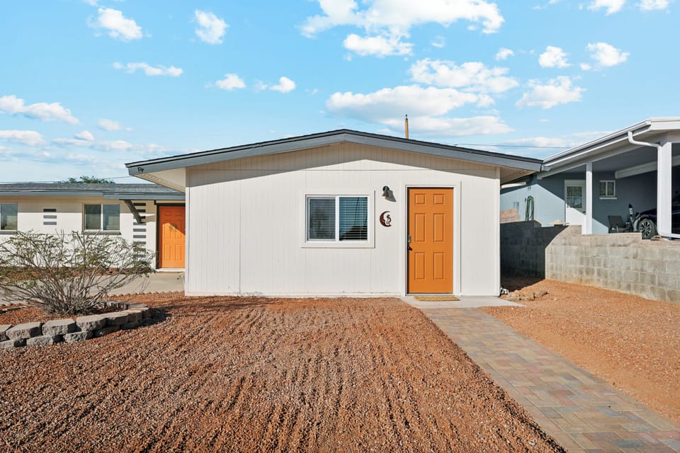 Private access to this studio apartment is right off the Main Street and super easy to find.