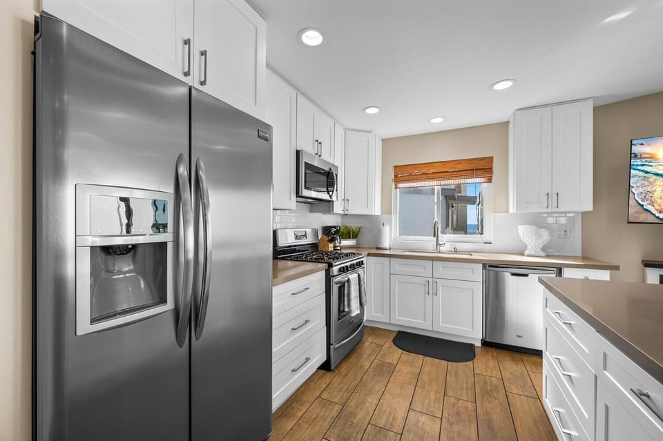 Kitchen and Island