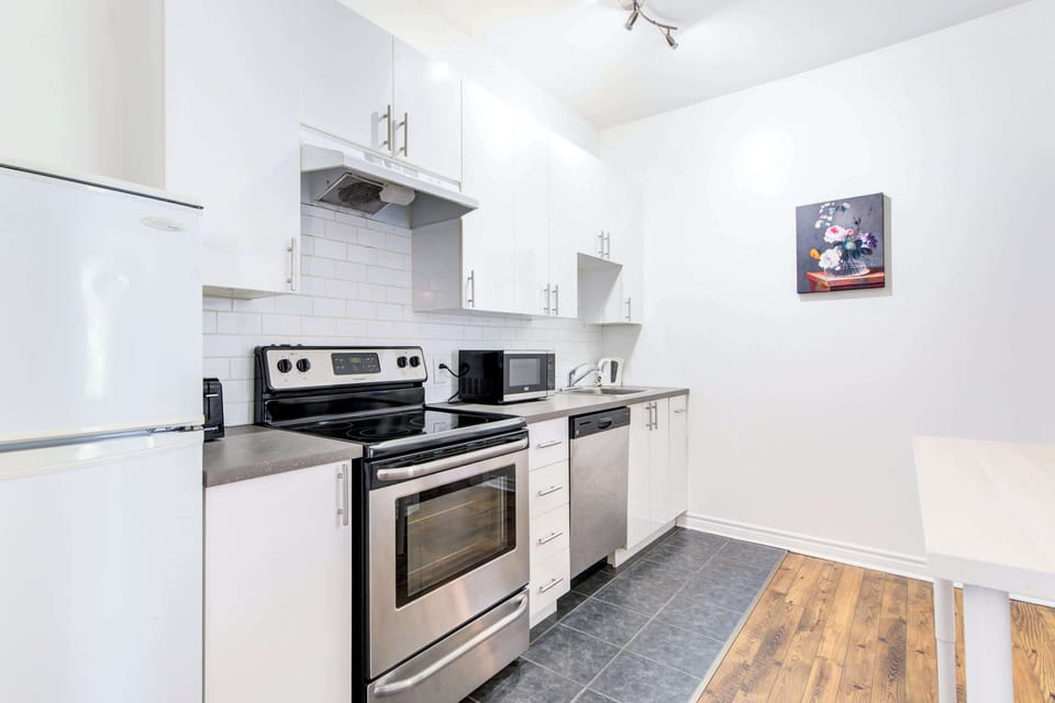 Modern kitchen, fully equipped for your culinary needs.