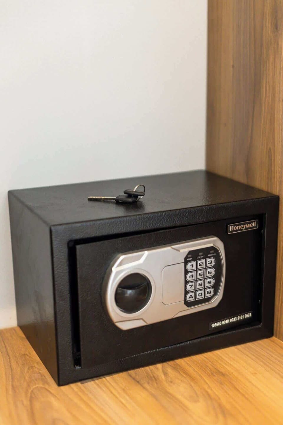 Safe box for valuables