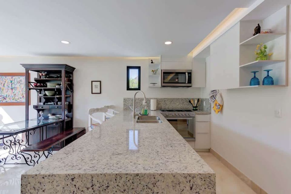 Lots of counter space for easy meal prep