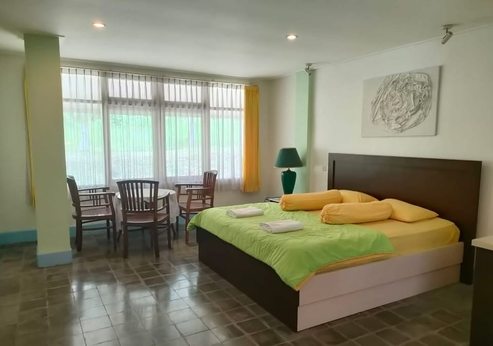 Junior Double Room, Mountain View | Desk, laptop workspace, free WiFi