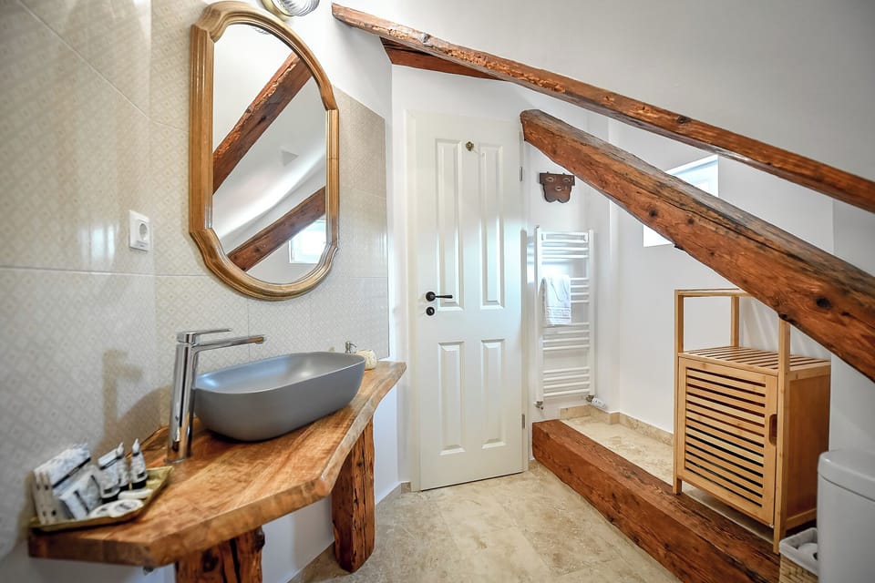Attic Triple Room, Hill View | Bathroom | Shower, free toiletries, hair dryer, slippers