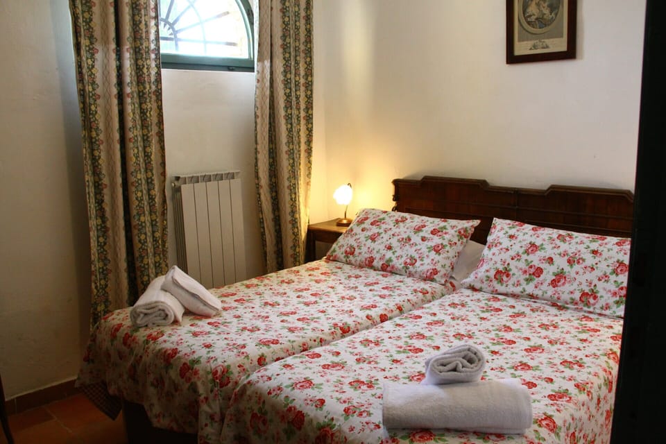 House | 2 bedrooms, bed sheets