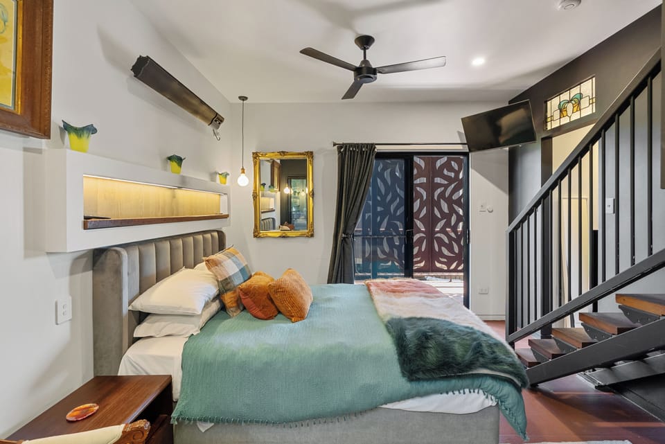 Cabin, 1 Bedroom, Smoking, Balcony | 2 bedrooms