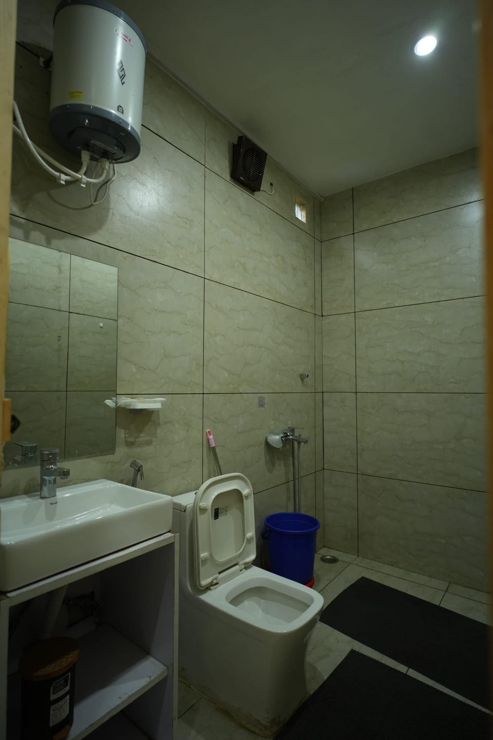 Double Room | Bathroom