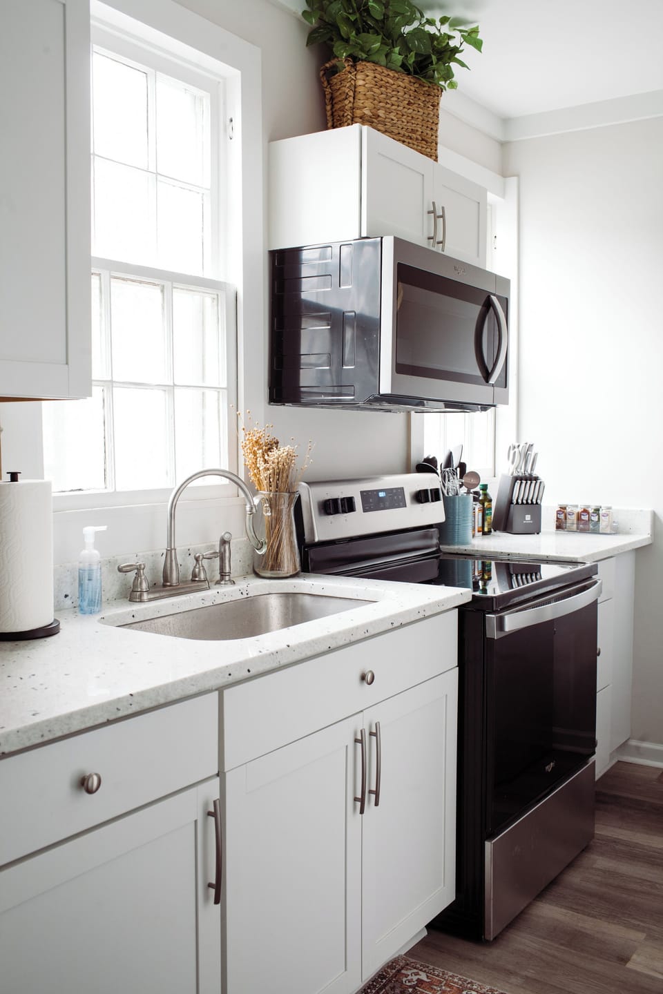 One of our fully renovated kitchens to meet your needs.