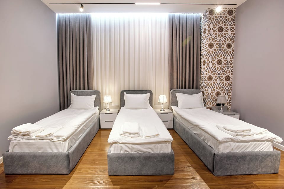 Standard Triple Room | Desk, laptop workspace, WiFi (free)