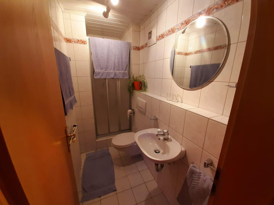 Double Room | Bathroom