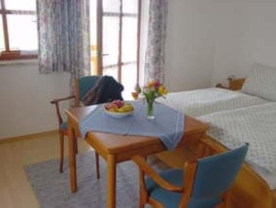Double Room | In-room dining