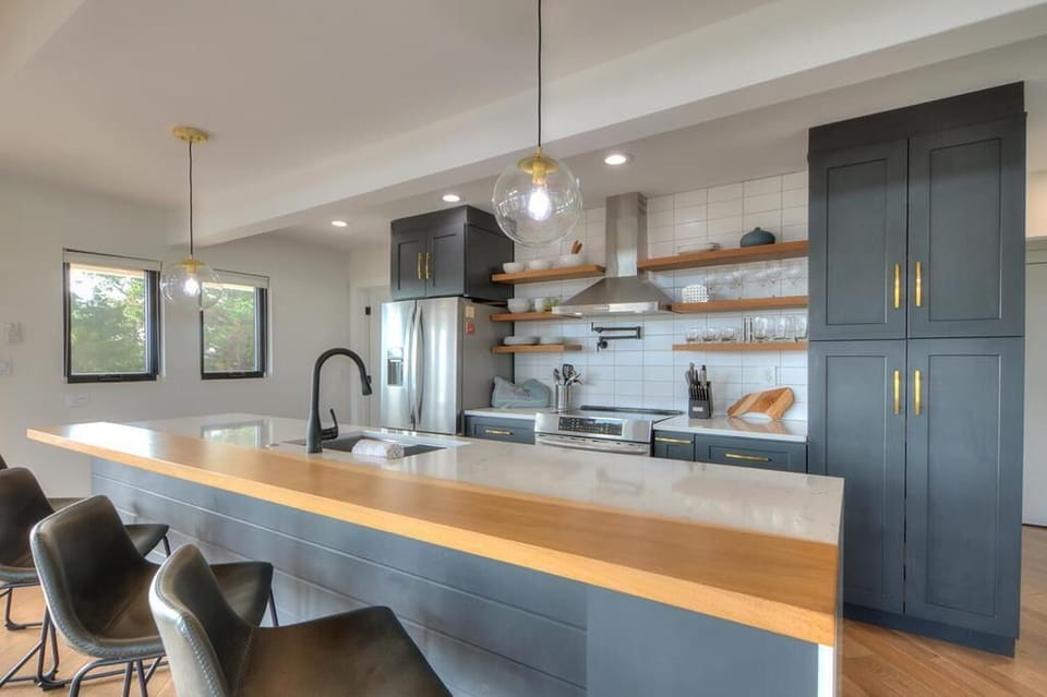 Kitchen
GW 12.18.24