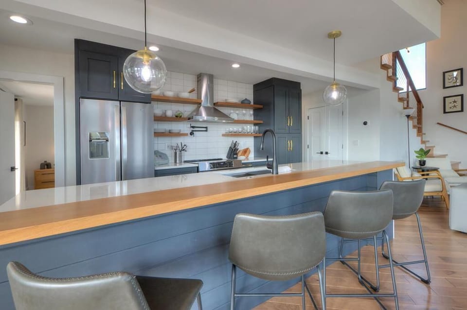 Kitchen
GW 12.18.24