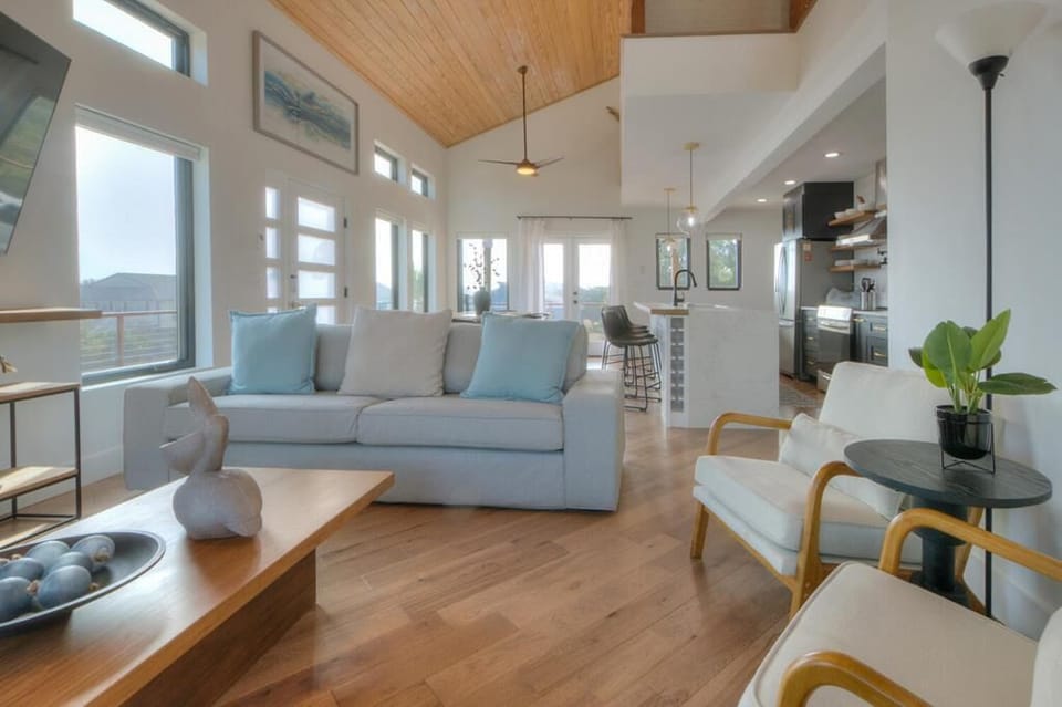 Living Room 
GW 12.18.24
