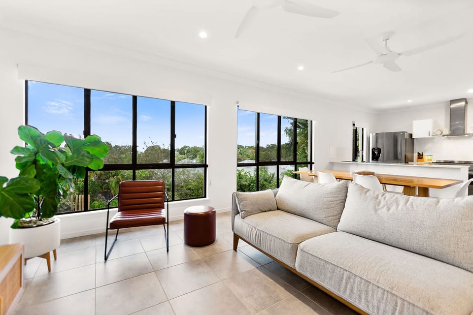 House | 4 bedrooms, high-speed internet