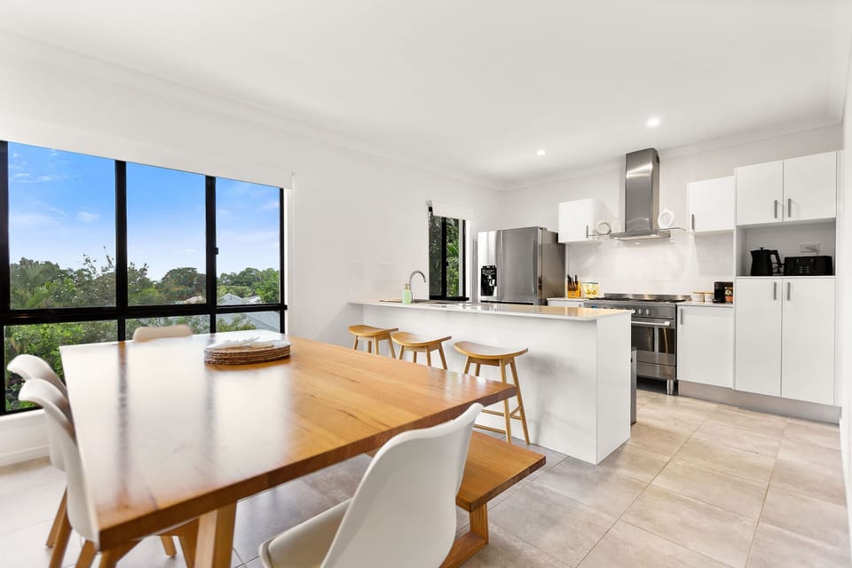 House | 4 bedrooms, high-speed internet