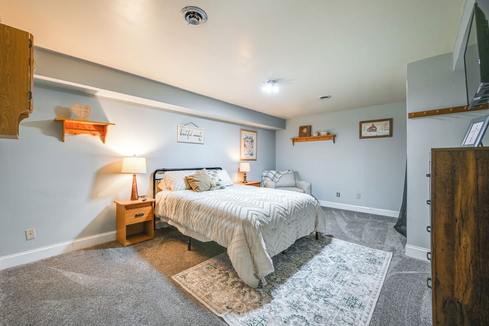 House (3 Bedrooms) | Interior