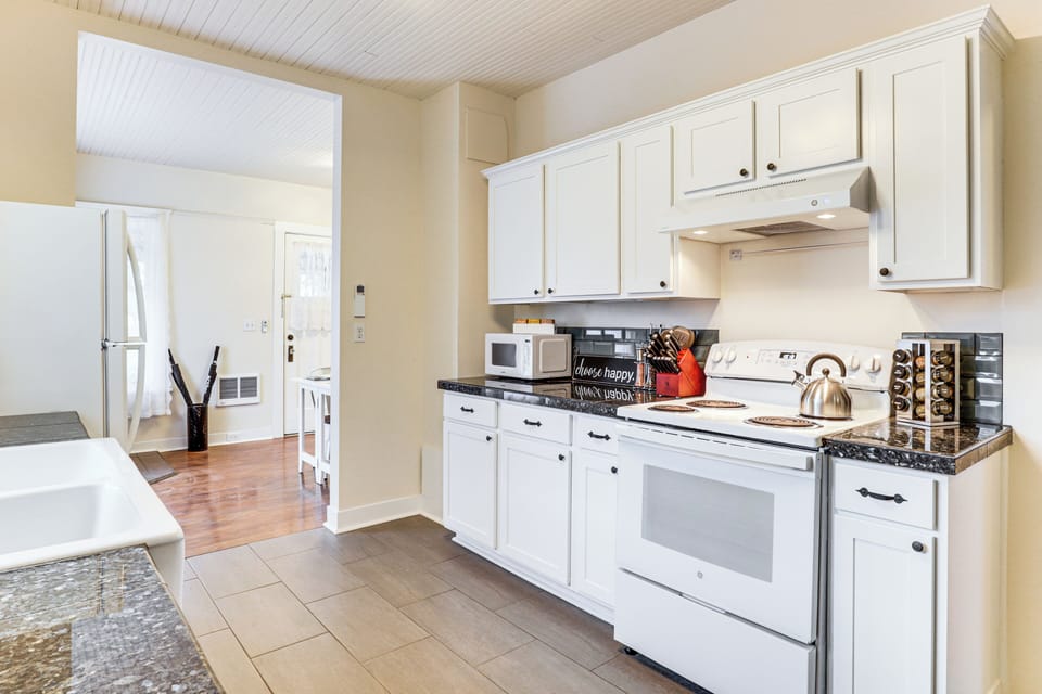 Cottage (2 Bedrooms) | Interior