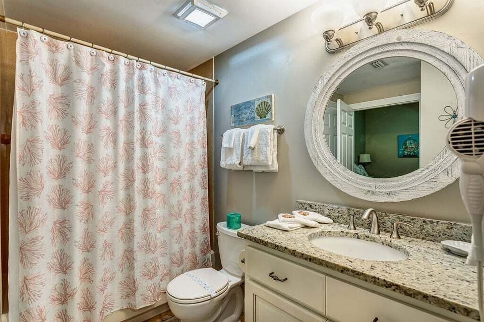 2nd bathroom