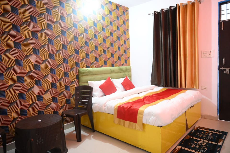 Deluxe Double Room | Free WiFi