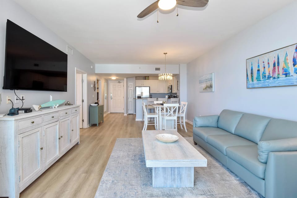 The Palms of Destin 11104 - Open Living Area