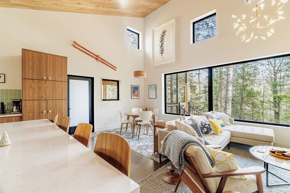 Panoramic views from the open dining and living room.