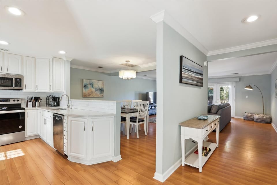 Open Layout at 756 Queens Grant