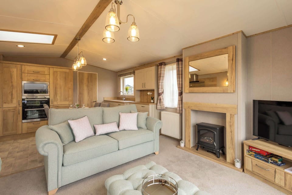 Fieldview Lodge, Pickering - Host & Stay