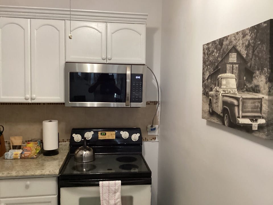 See you and friends in this modern kitchen preparing elcectic and local dishes.